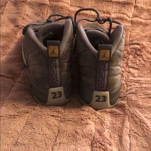 Air Jordan 12s excellent condition size 5.5 youth